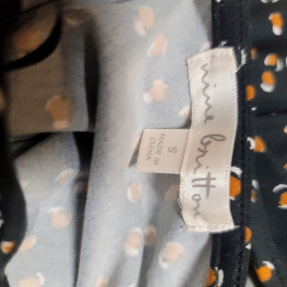 Patterned Tank Top - Picture 4 of 4